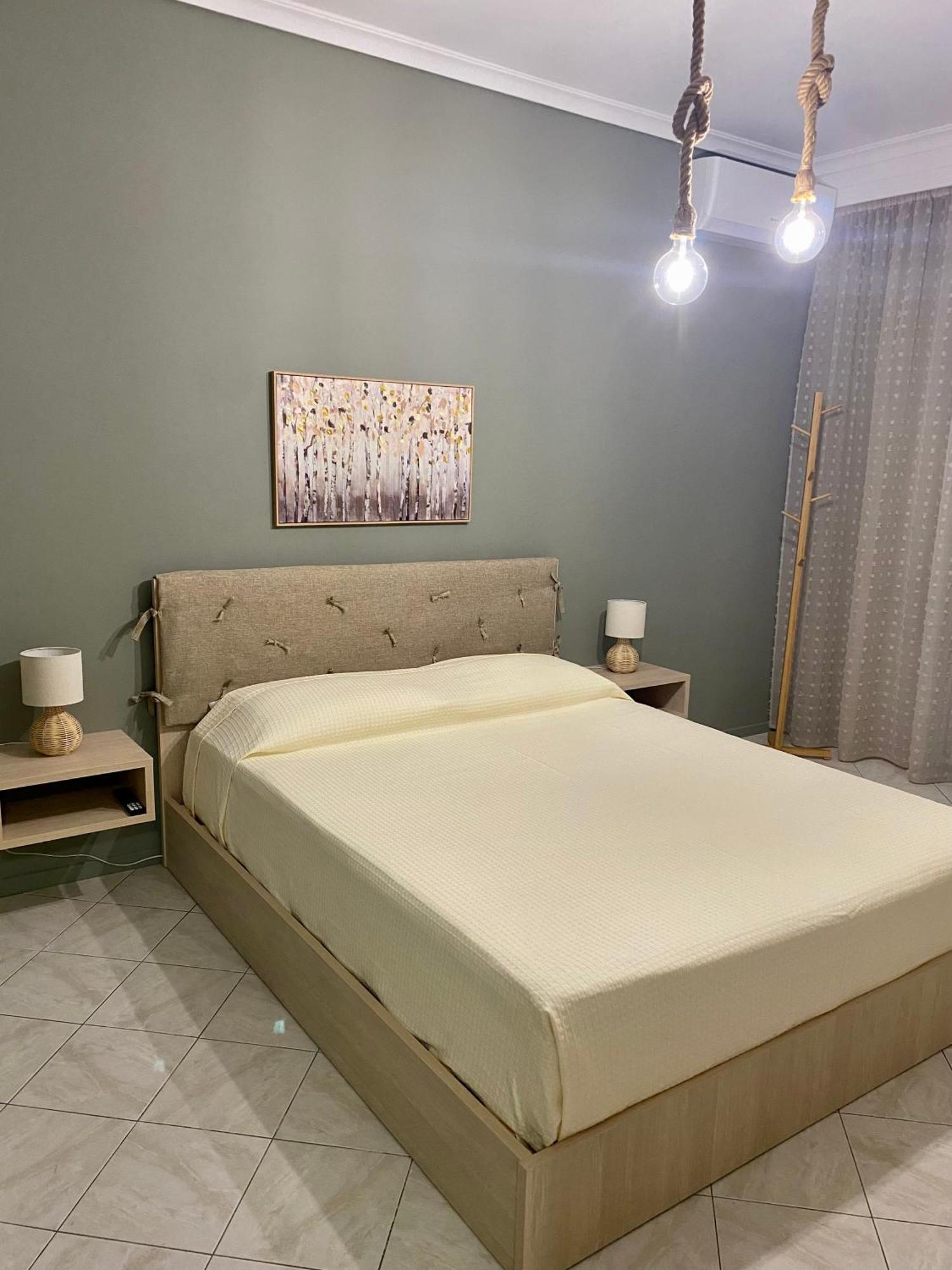 Saint Paul's Apartment *